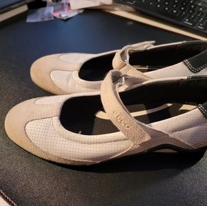 Brand new Ecco Mary Jane style suede flats